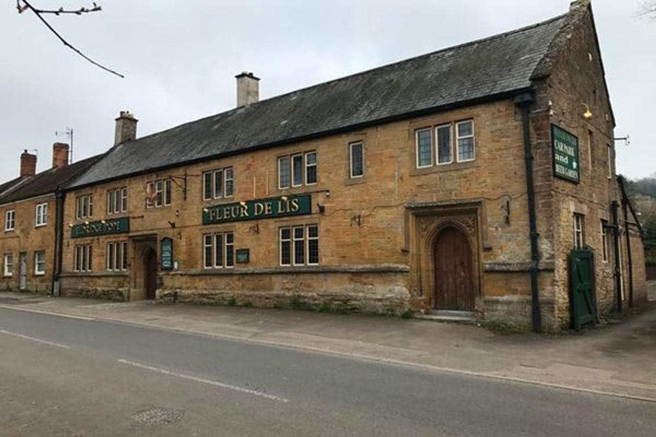 The Fleur-De-Lis Hotel Chiselborough Luaran gambar